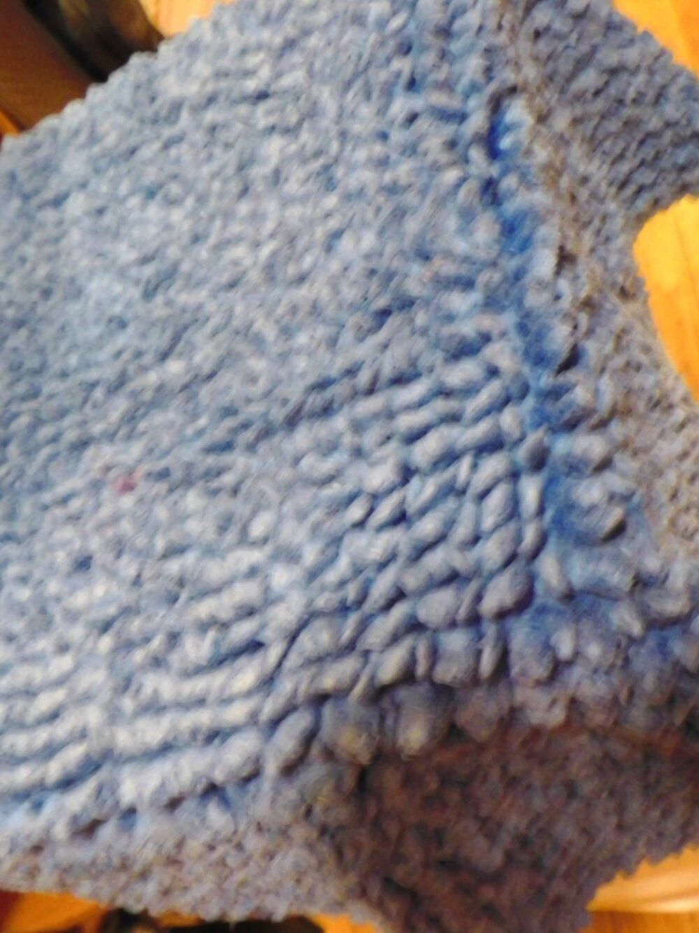 BEAUTIFUL MEDIUM BLUE CHENILLE RUG